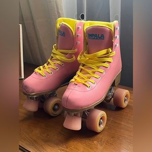 Impala Strawberry Lemonade Roller Skates